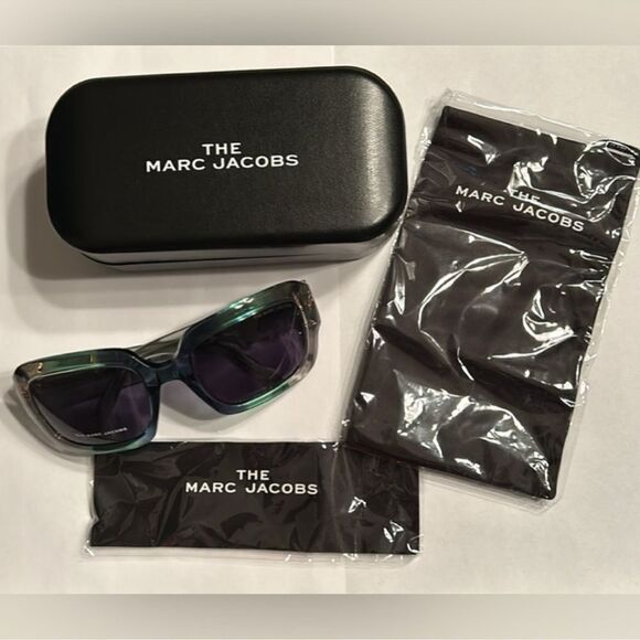 Marc Jacobs Green/Grey Sunglasses. NWOT - Picture 3 of 7